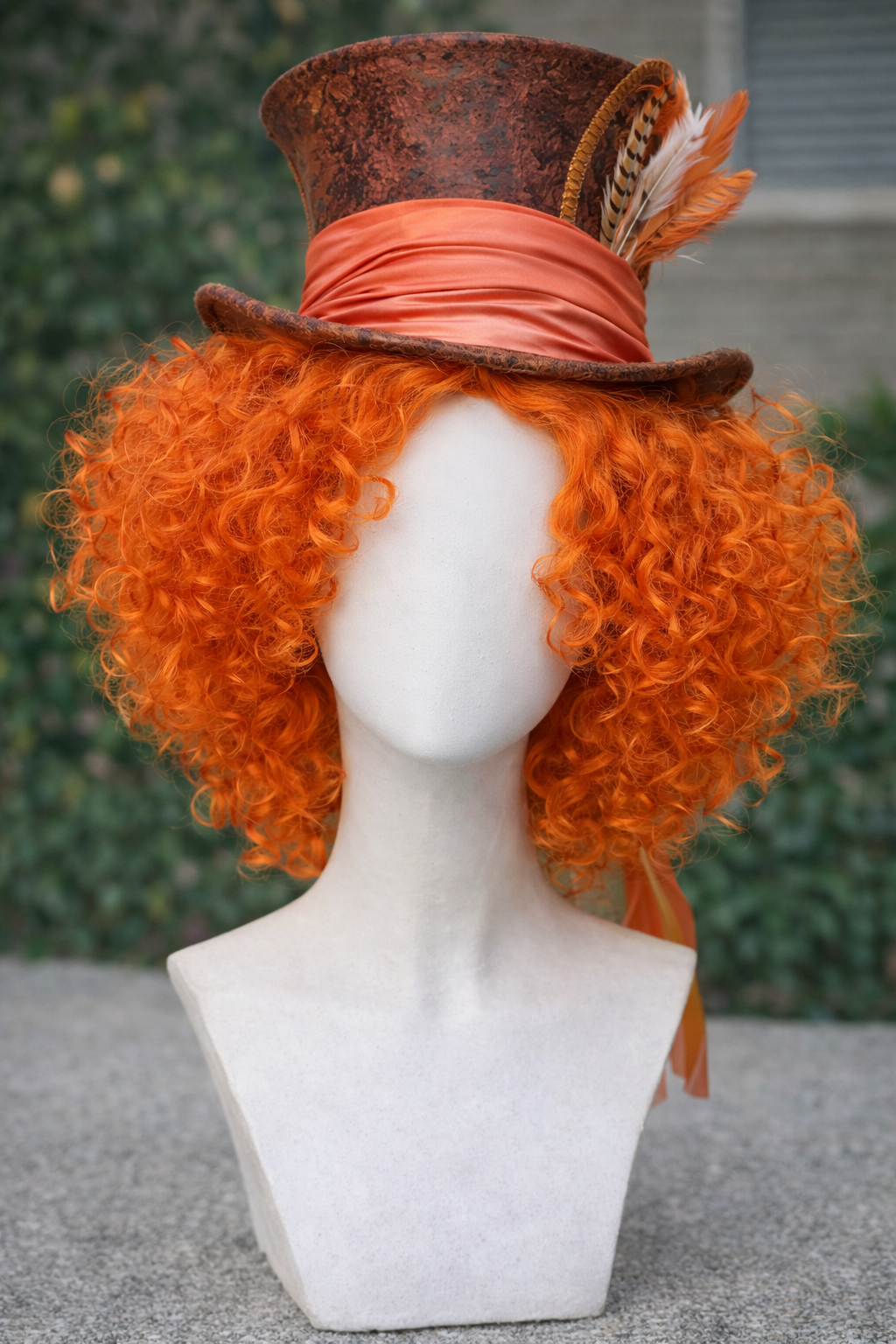 Mad Hatter Orange Curly Wig – Alice Inspired Cosplay