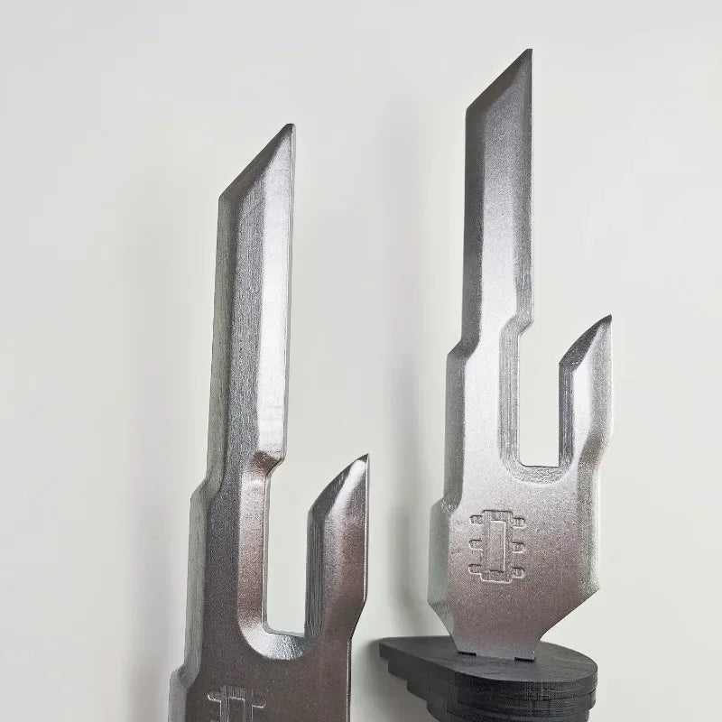 Toji Fushiguro Cosplay Prop Set – Two 15.7in Anime Blades